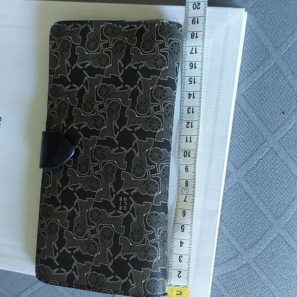 Celine Wallet - Picture 11 of 12